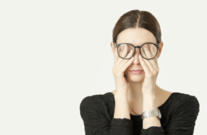 Fatigue Oculaire et ostéopathie : Causes, Symptômes et Solutions Holistiques